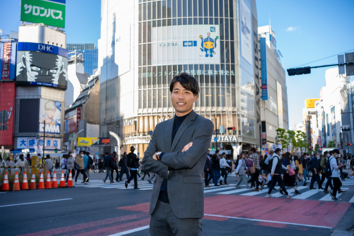 鉄道という 根幹事業を舞台に、「安全」な広告を。