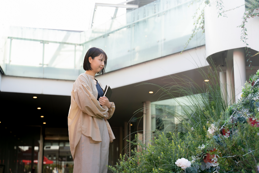 営業したままの耐震補強工事。